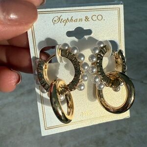 4/25 good hoop earrings with pearl accent.